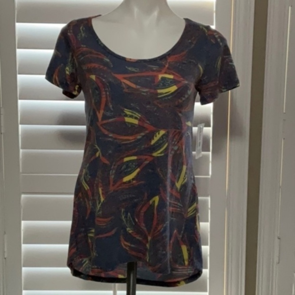LuLaRoe colorful Graphic Relaxed Tee